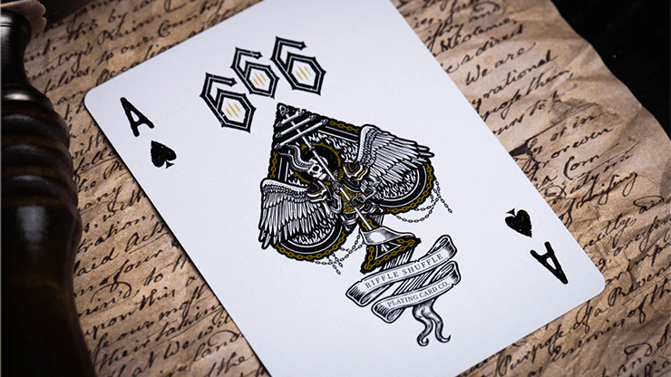 666 Greedy Gold Playing Cards Cartamundi - Image 2