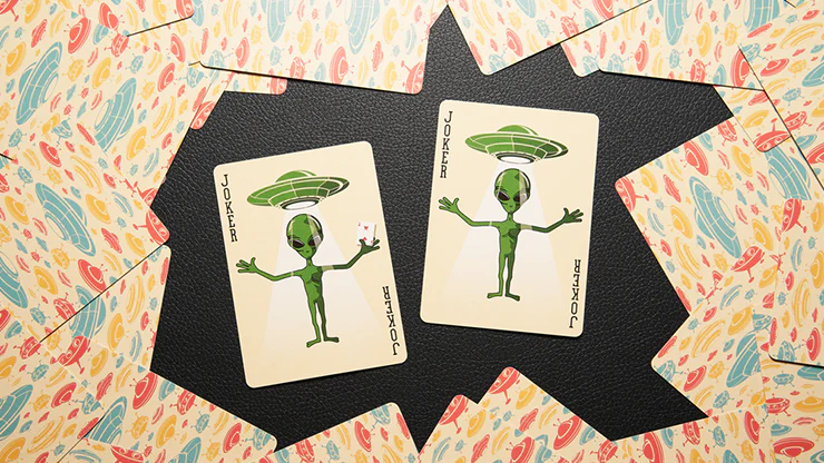 Ace Invaders Gilded Playing Cards USPCC - Image 4
