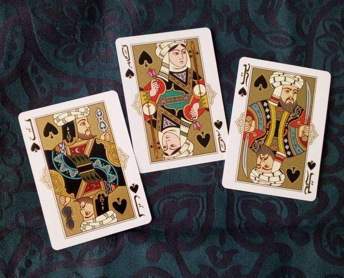 ARABESQUE Player's Edition Playing Cards 2 Deck Set OPC - Image 4
