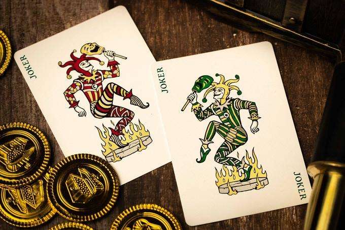 Atlantis Gilded Playing Cards 2 Deck Set USPCC - Image 3