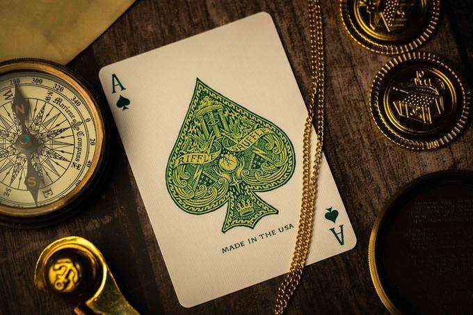 Atlantis Gilded Playing Cards 2 Deck Set USPCC - Image 4