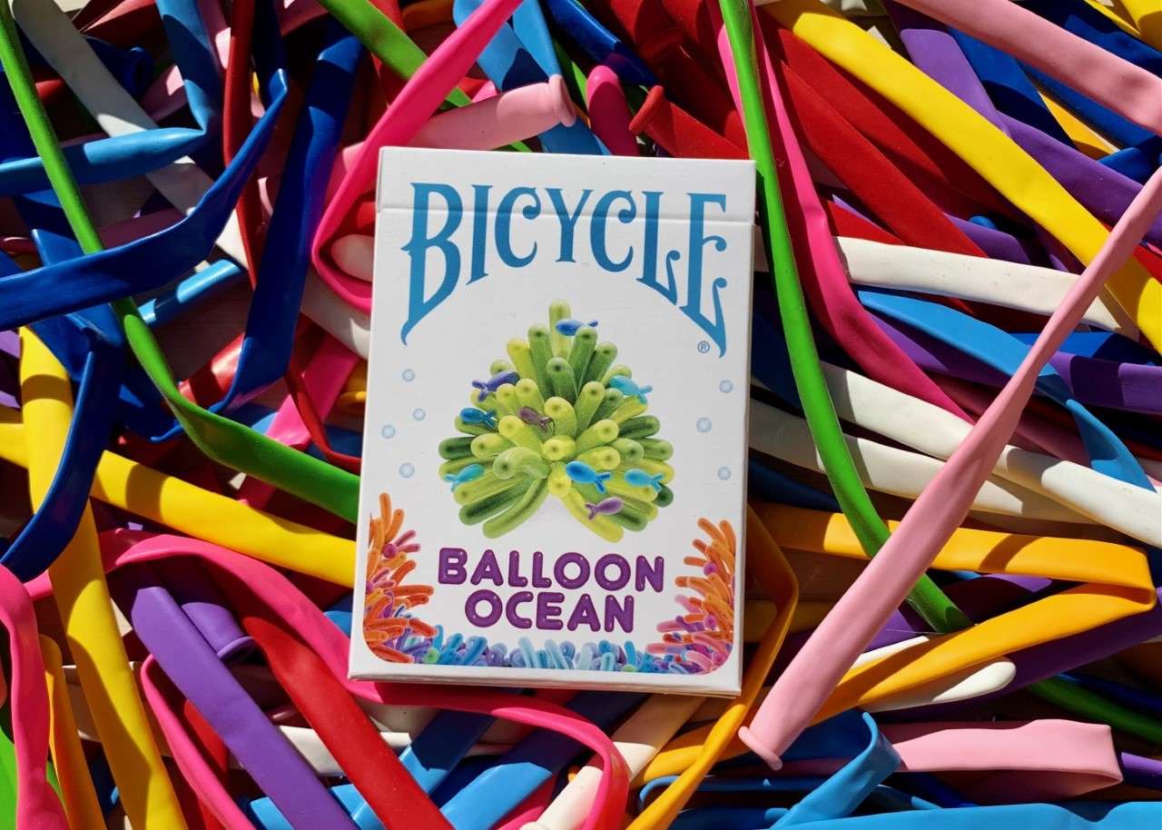 Balloon Ocean (No Seal) Bicycle Playing Cards - Image 2