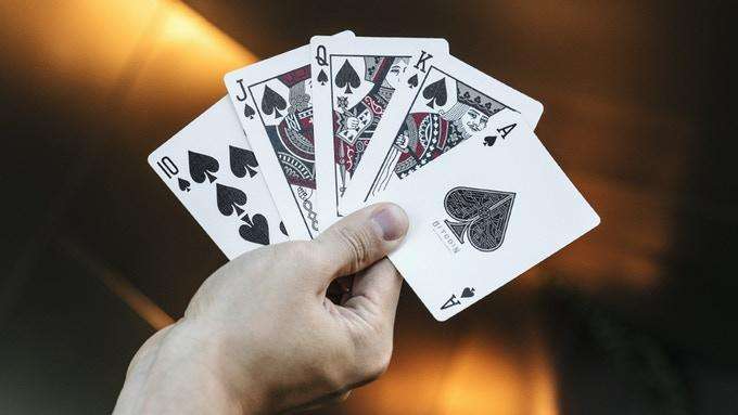 Bitcoin Black Marked Playing Cards LPCC - Image 6