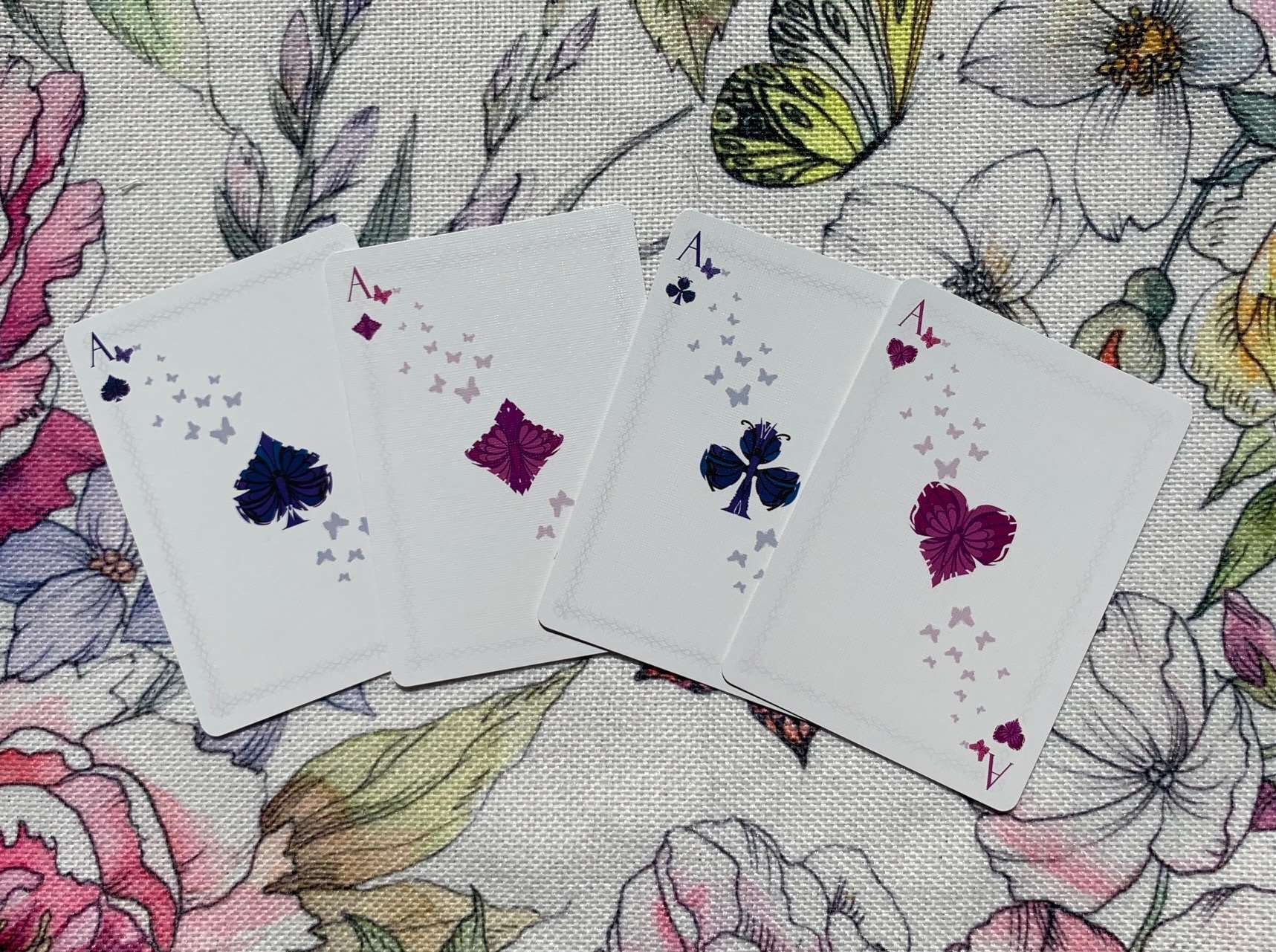 Butterfly Gilded Bicycle Playing Cards - Image 7