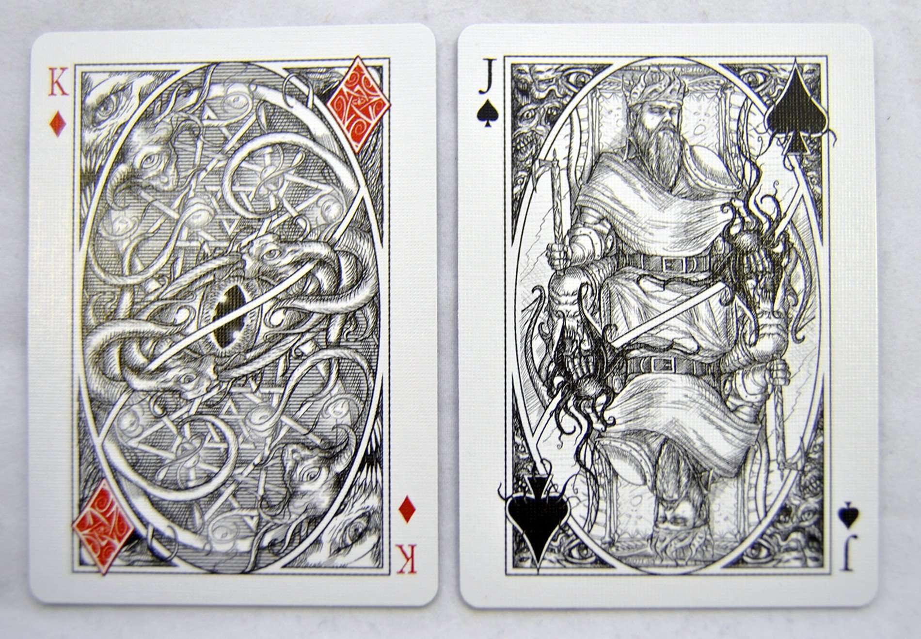 Call of Cthulhu: The Writhing Dark Bicycle Playing Cards - Image 4