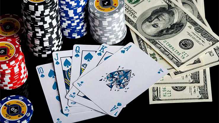 Casino Royale Refined Plastic Playing Cards TPCC - Image 3
