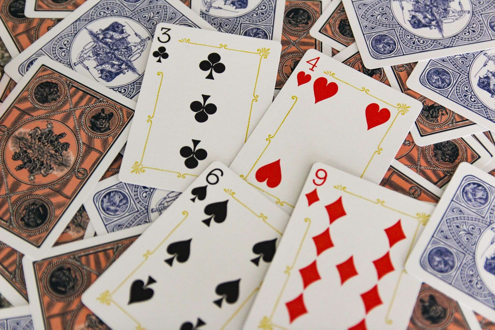 Circus Reproduction Gilded Playing Cards USPCC - Image 11
