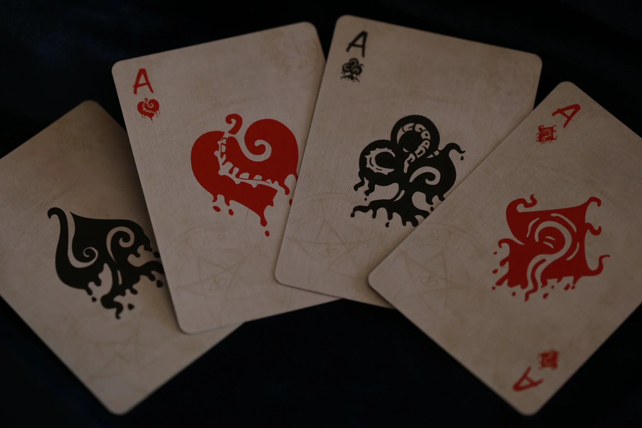 Cthulhu Mythos Comicology (Old Whispers) Playing Cards - Image 2