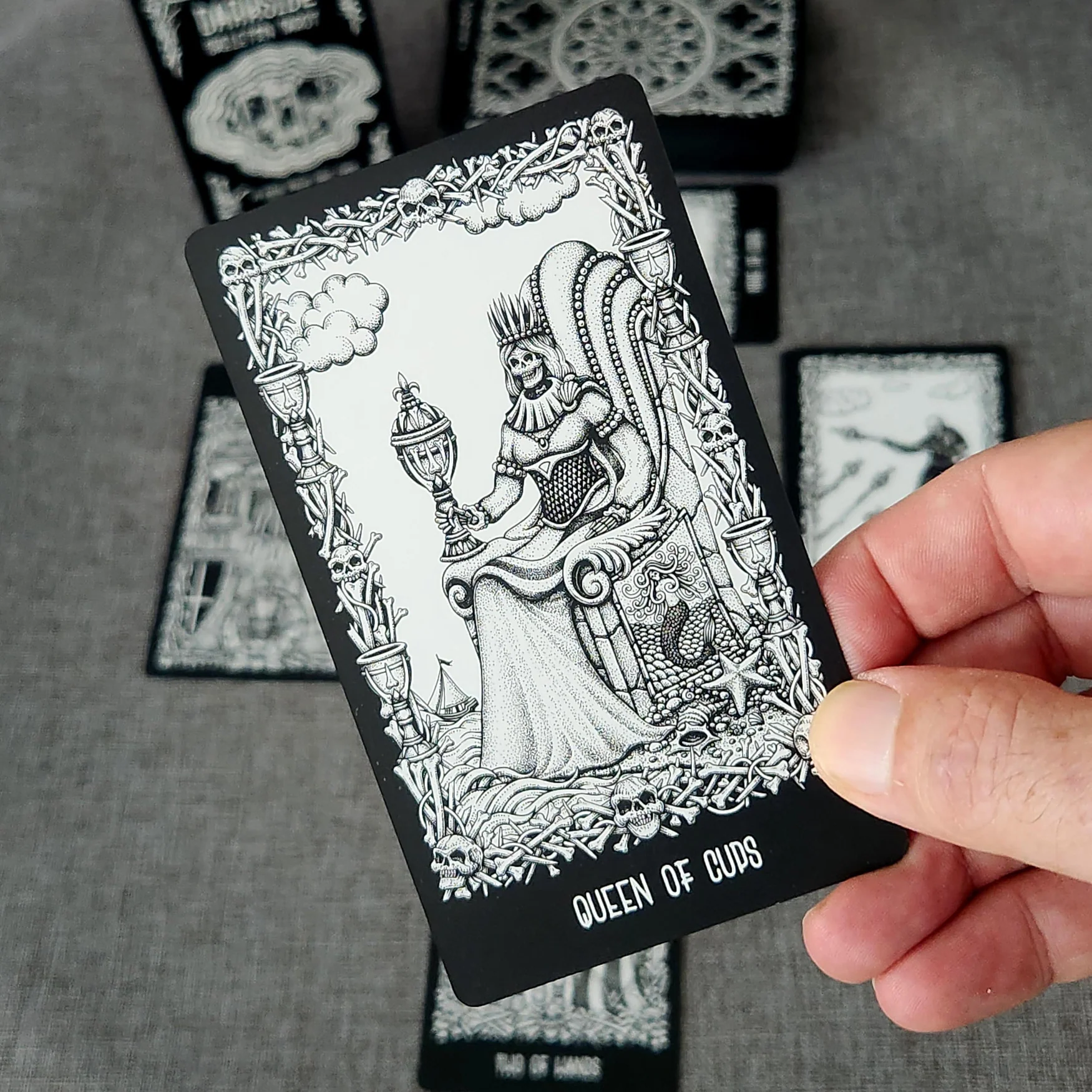 Darkside Skeleton Tarot Cards Deck - Image 4