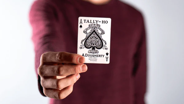Elite Tally-Ho Circle Playing Cards - Image 10