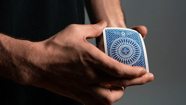 Elite Tally-Ho Circle Playing Cards - Image 14