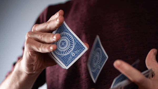 Elite Tally-Ho Circle Playing Cards - Image 17