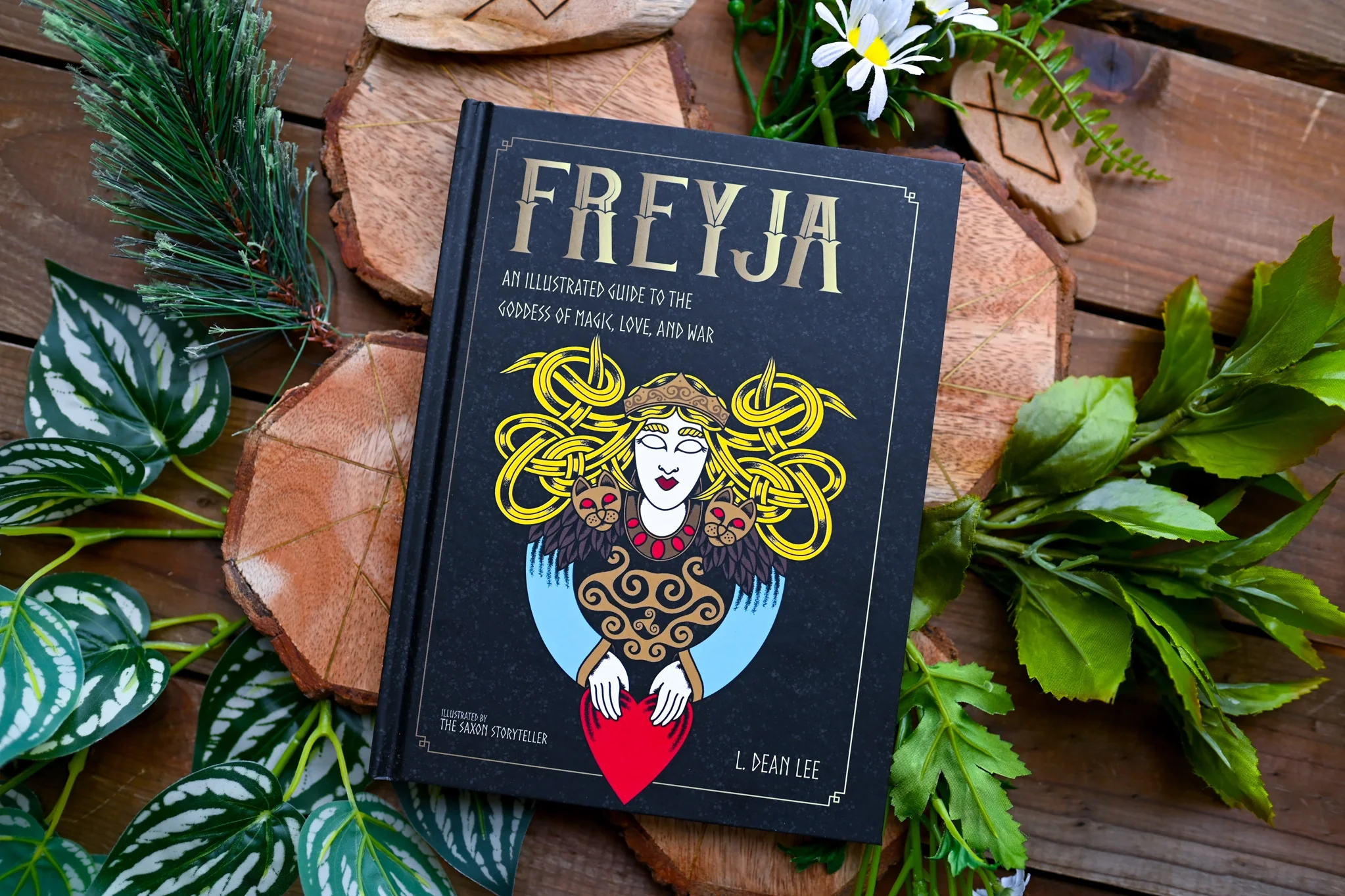 Freyja: An Illustrated Guide...Goddess of Magic, Love & War - Image 8
