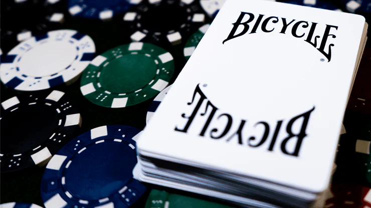 Insignia Back White Bicycle Playing Cards - Image 3