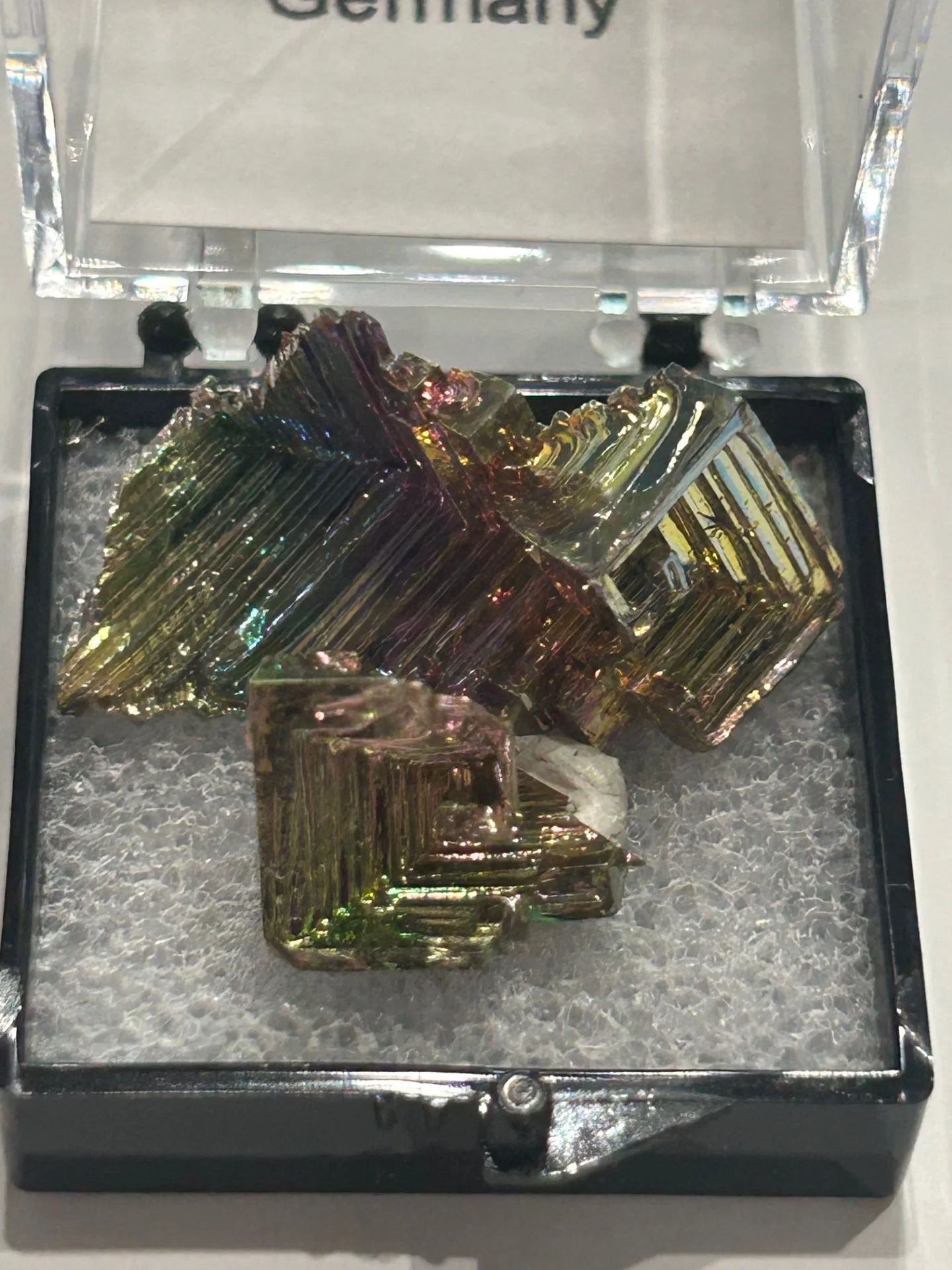 Lab‑Grown Bismuth Crystal - Image 2