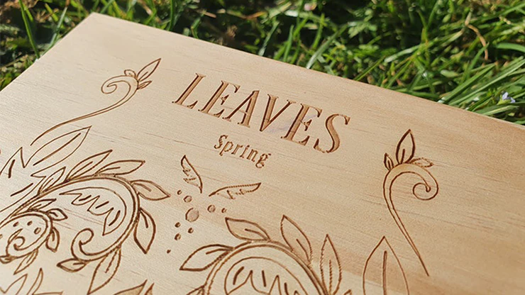 Leaves Wooden Collector's Box Set Playing Cards - Image 2