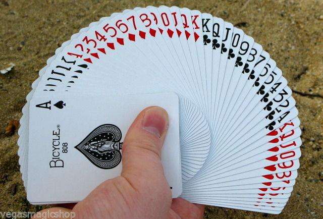 Lefty Bicycle Red & Blue 2 Deck Set Playing Cards - Image 4