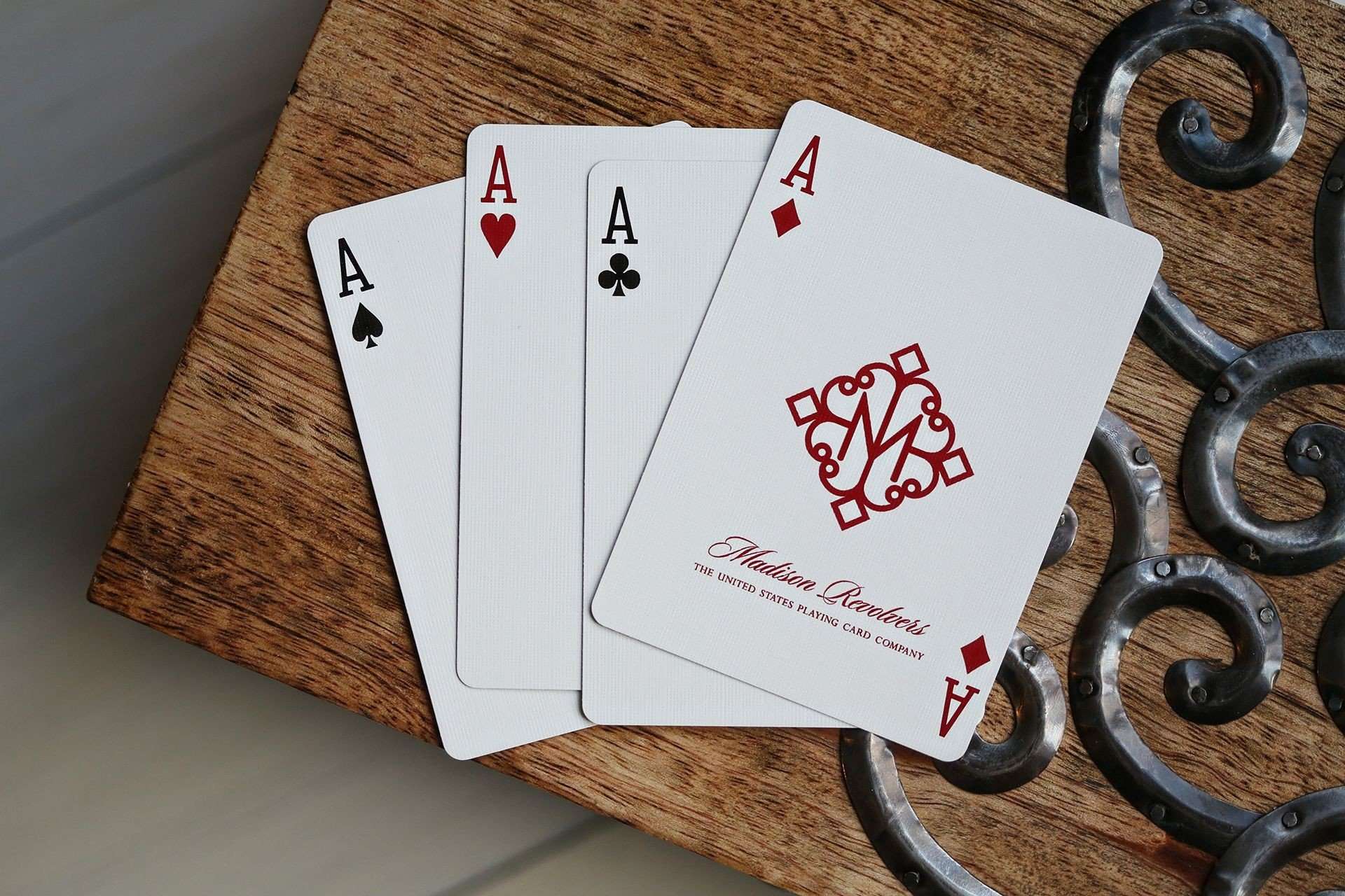 Madison Gold Revolvers Playing Cards USPCC - Image 2