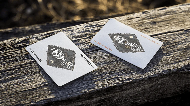 Maidens Playing Cards USPCC - Image 2