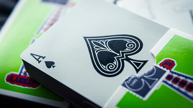 Modern Feel Jerry's Nugget Green Playing Cards USPCC - Image 2
