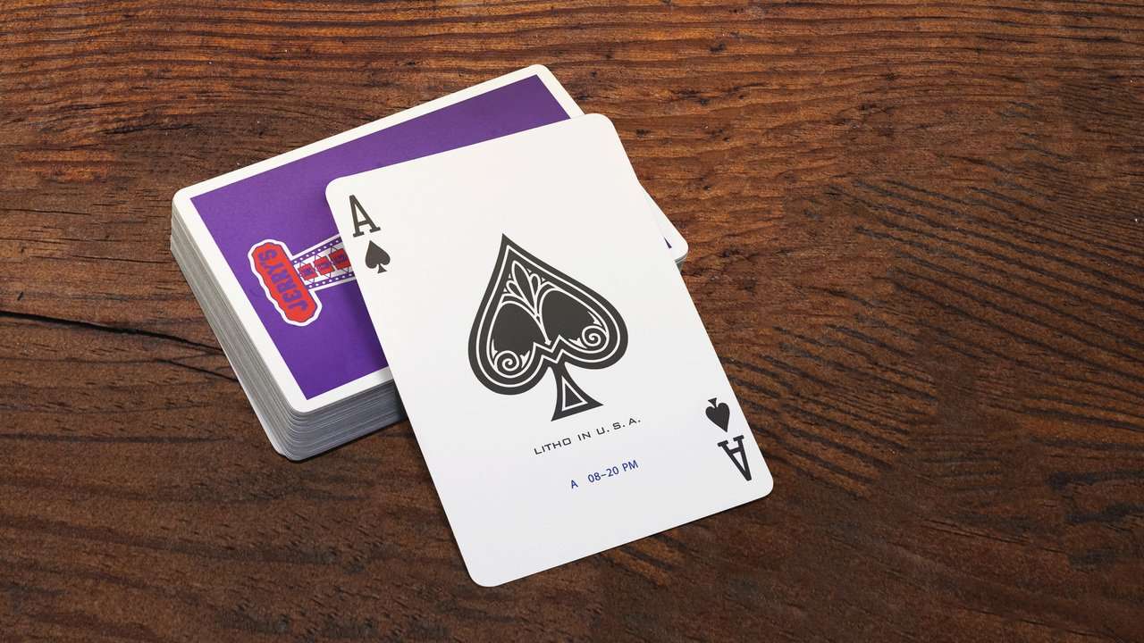 Modern Feel Jerry's Nugget Royal Purple Playing Cards USPCC - Image 4