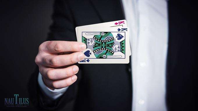 Nautilus v2.1 Playing Cards - Image 3