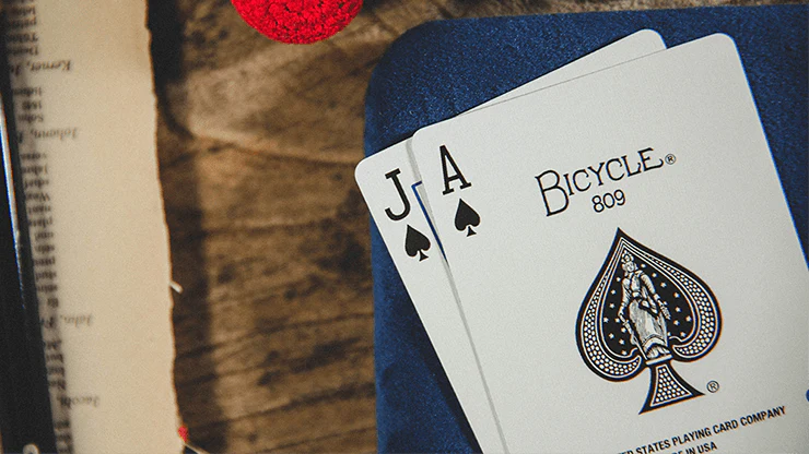 Pure Mark Red Mandolin Back Bicycle Playing Cards - Image 3