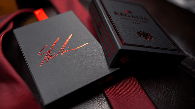 Regalia Signature Red Playing Cards Cartamundi - Image 3