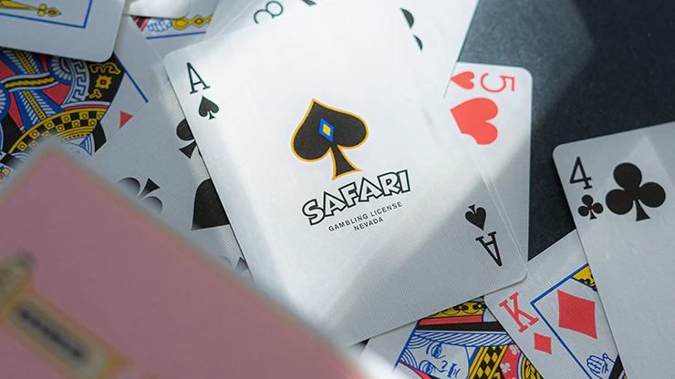 Safari Casino Pink Playing Cards USPCC - Image 4