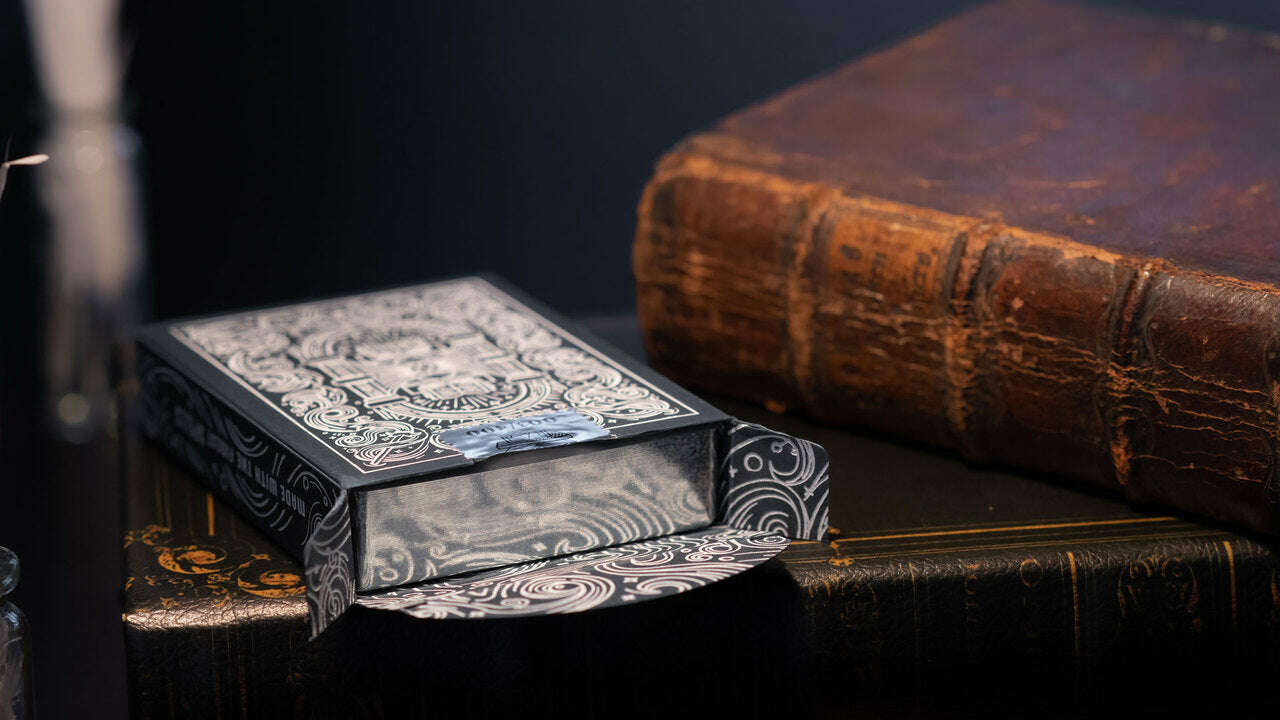 Sorcerer's Apprentice Gilded Marked Playing Cards - Image 5