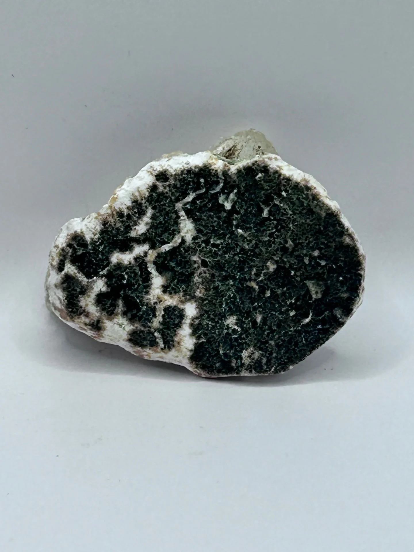 Stilbite Mineral Cluster - Image 2