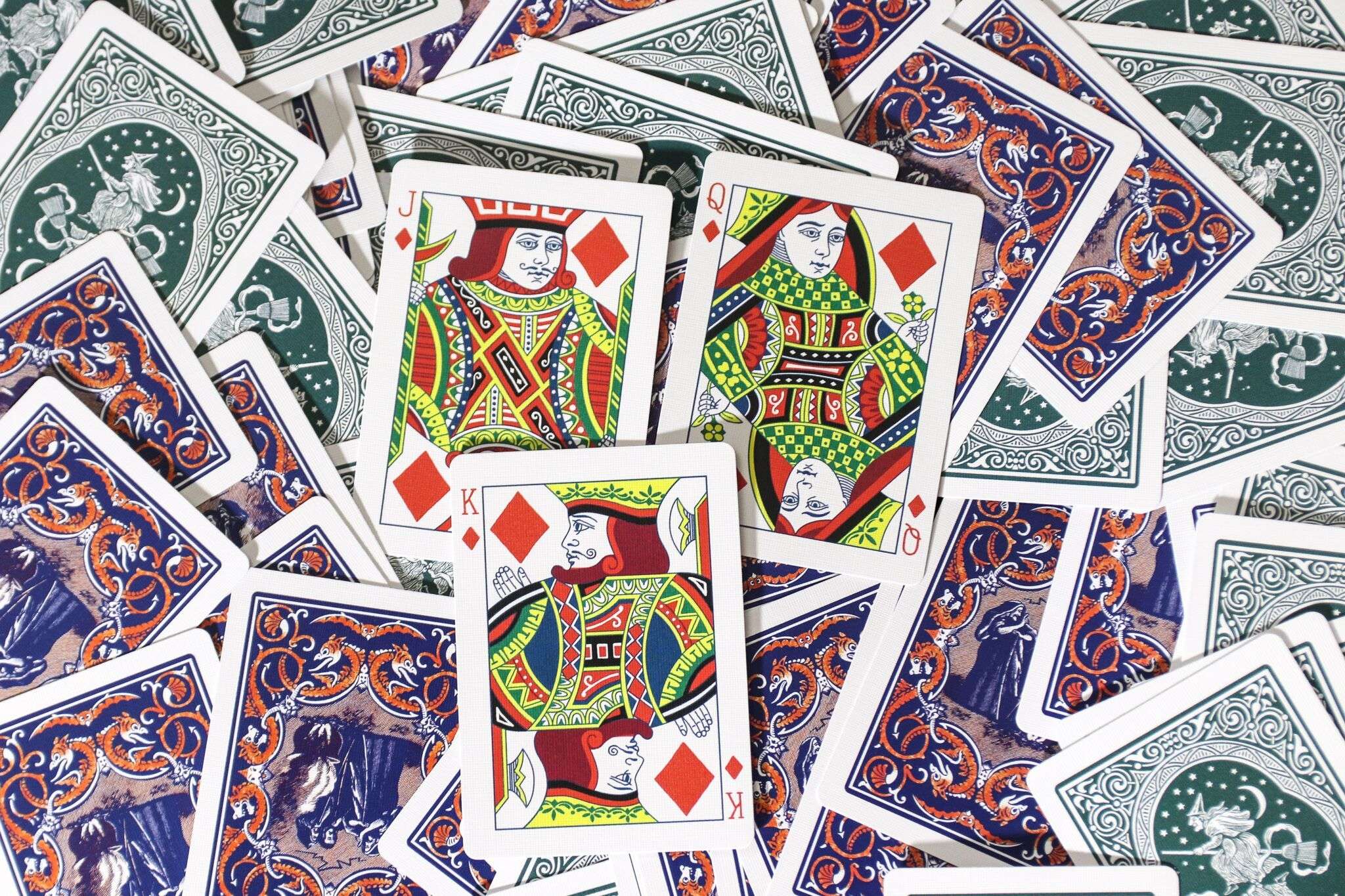 Ye Witches’ Gilded Fortune Cards USPCC - Image 13