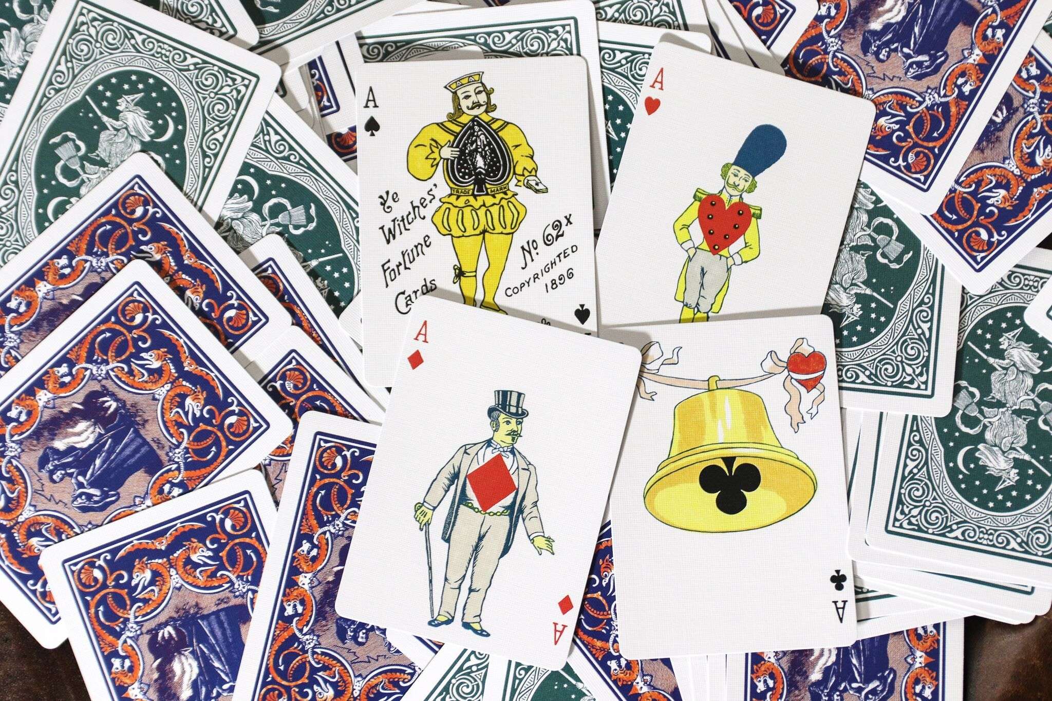 Ye Witches’ Gilded Fortune Cards USPCC - Image 16