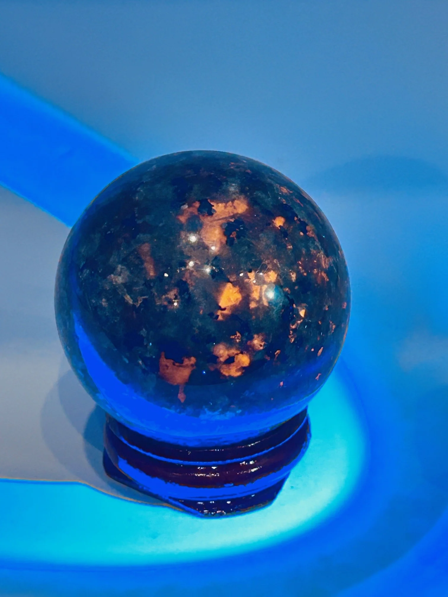 Yooperlite (Syenite with Sodalite) Sphere w/Stand - Image 5