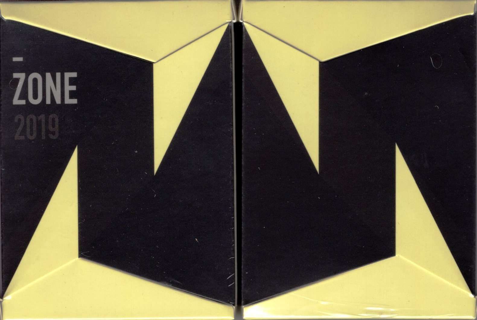 Zone v2 Playing Cards USPCC - Image 3
